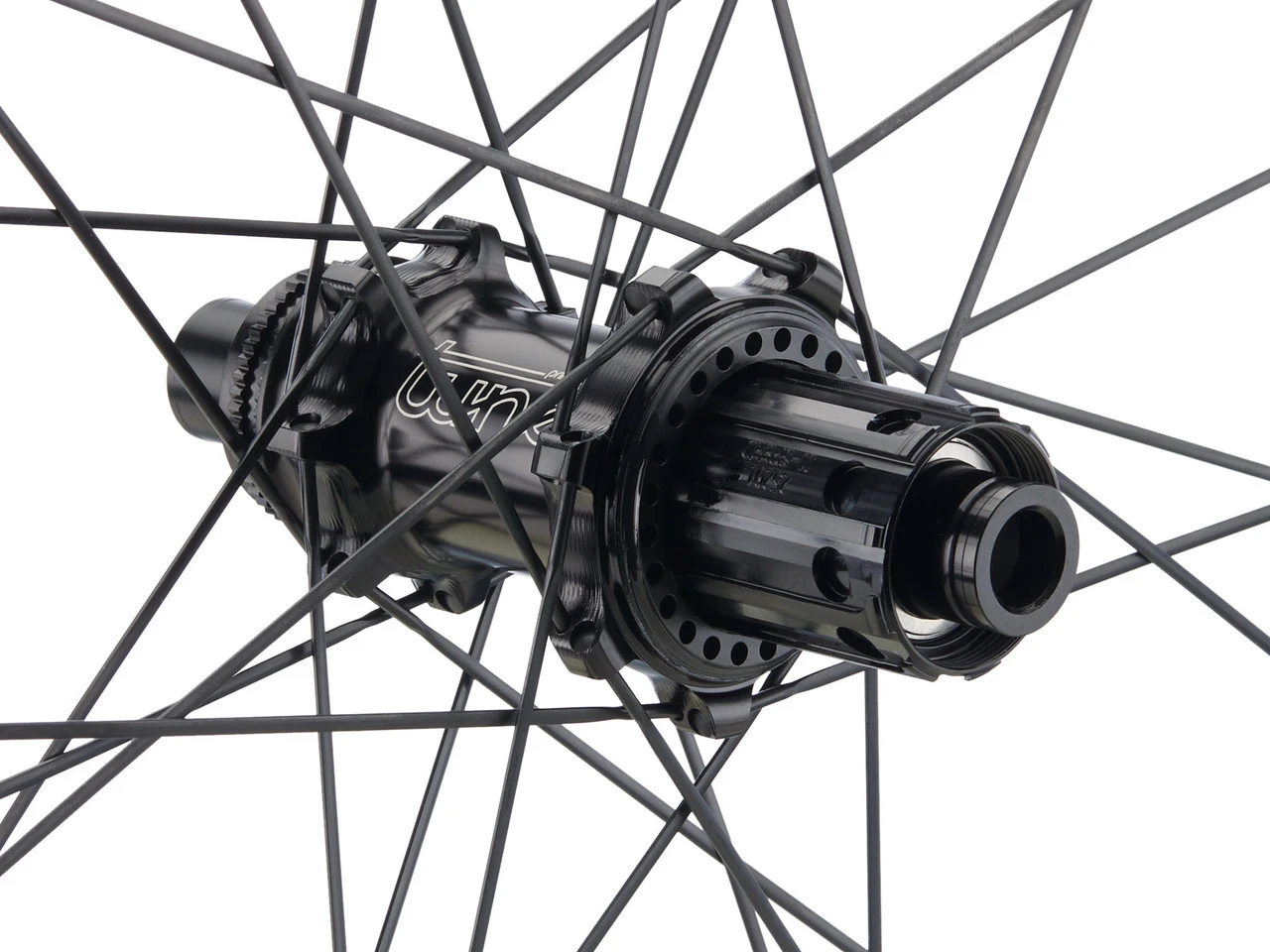 Tune Rueda Schwarzbrenner 20 Skyline Disc Center Lock Carbon 28" 4 Tune Rueda Schwarzbrenner 20 Skyline Disc Center Lock Carbon 28" - Imagen 2